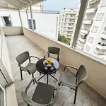 Durres Coast Haven D17 Daire *